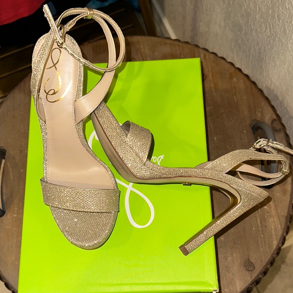 Elegant Gold Strappy Heels